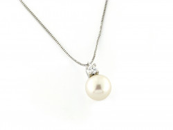 Collana Oro con Perla 7,75mm e Diamante