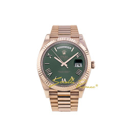228235 - ROLEX Oyster Perpetual Day-Date Verde 40mm President